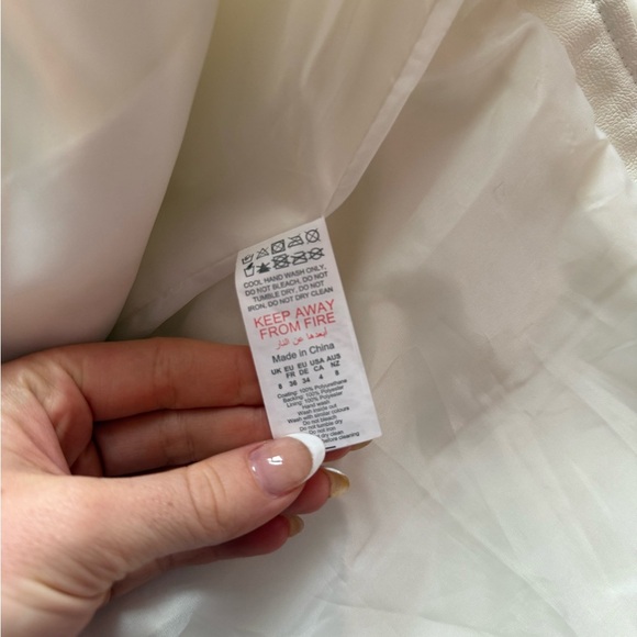 PrettyLittleThing Off White Leather Jacket Asymmetrical Zipper Silver - Picture 11 of 12